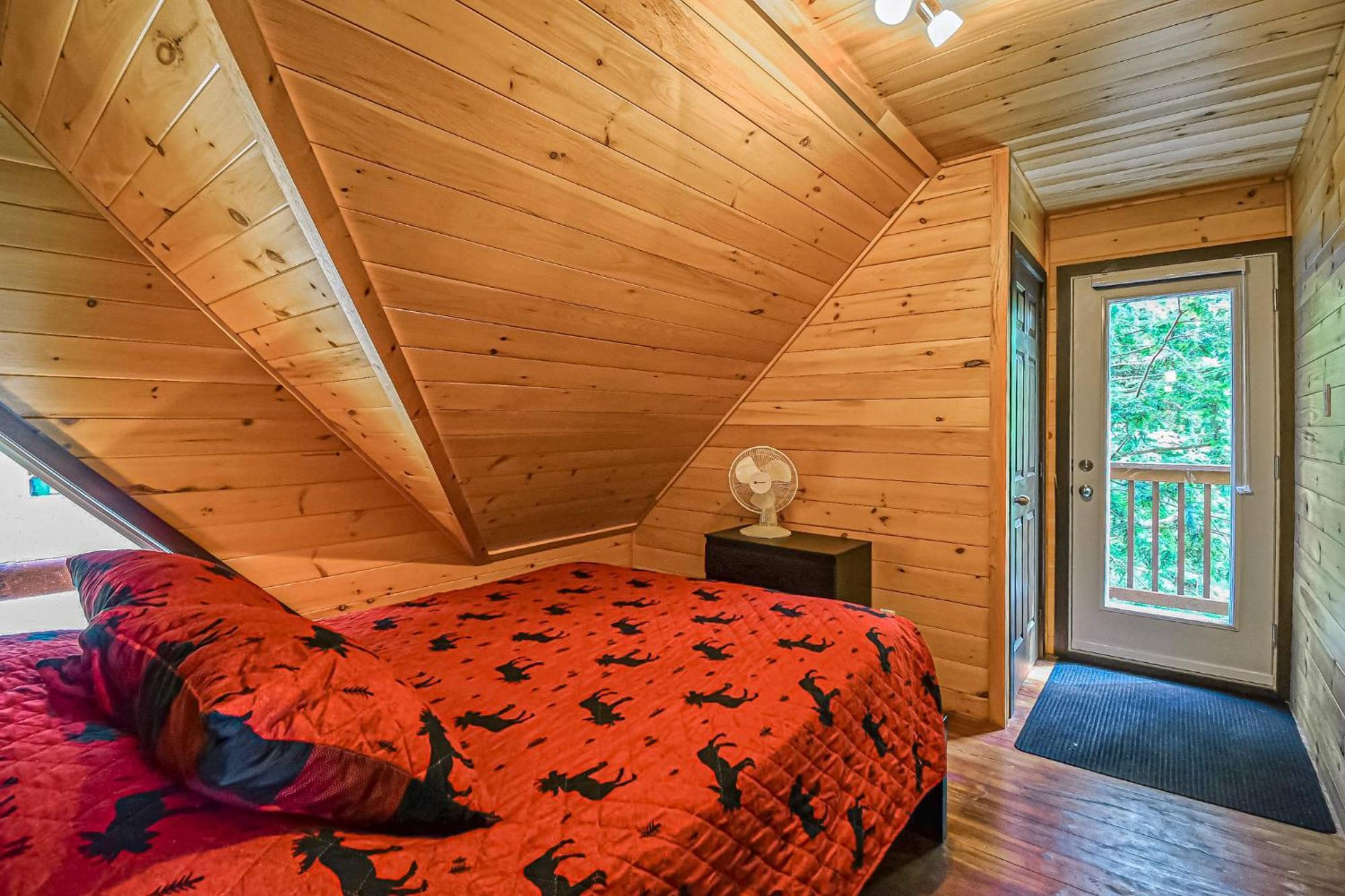 Brown Bear Lodge Brownsburg Esterno foto