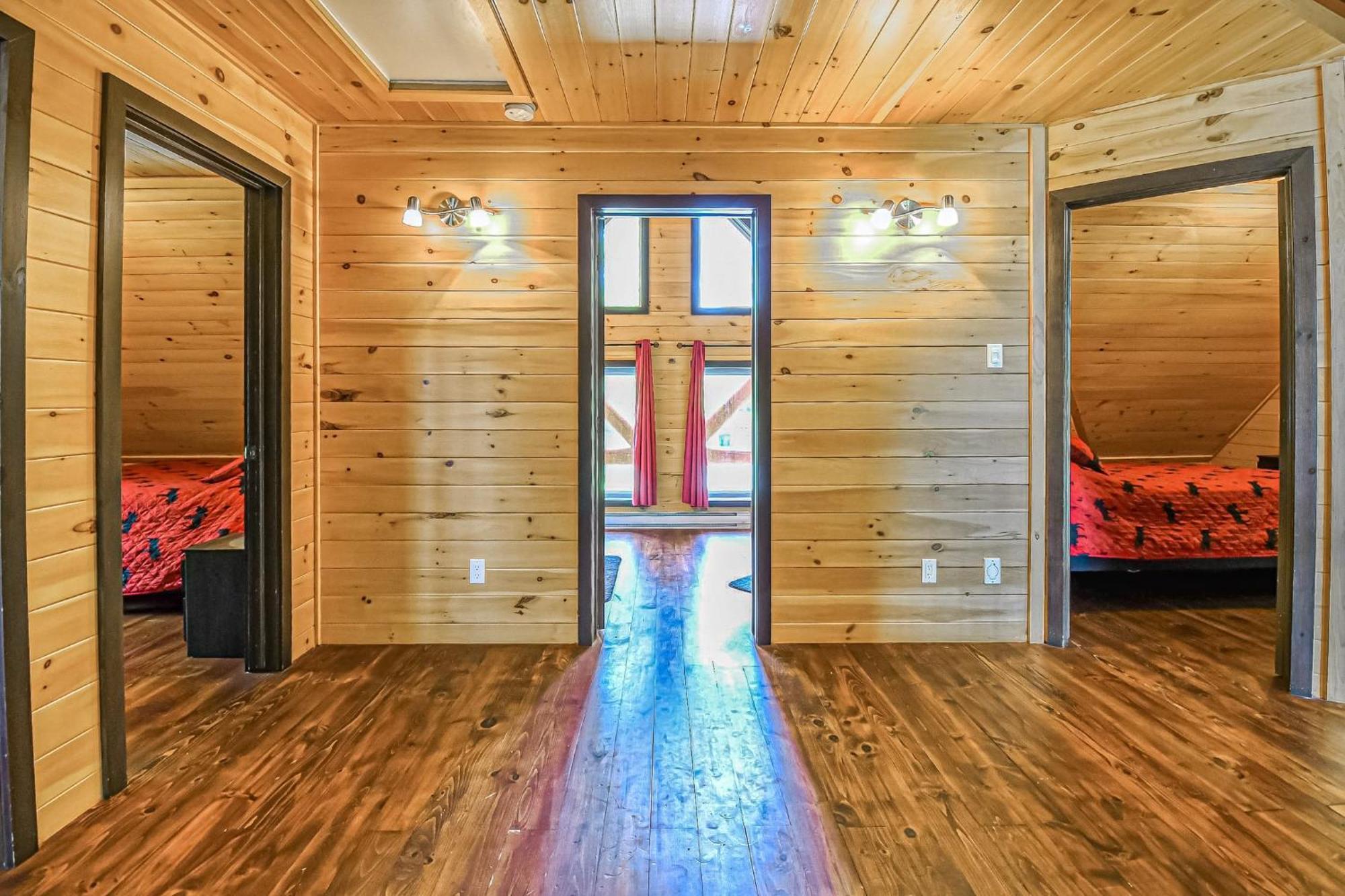 Brown Bear Lodge Brownsburg Esterno foto