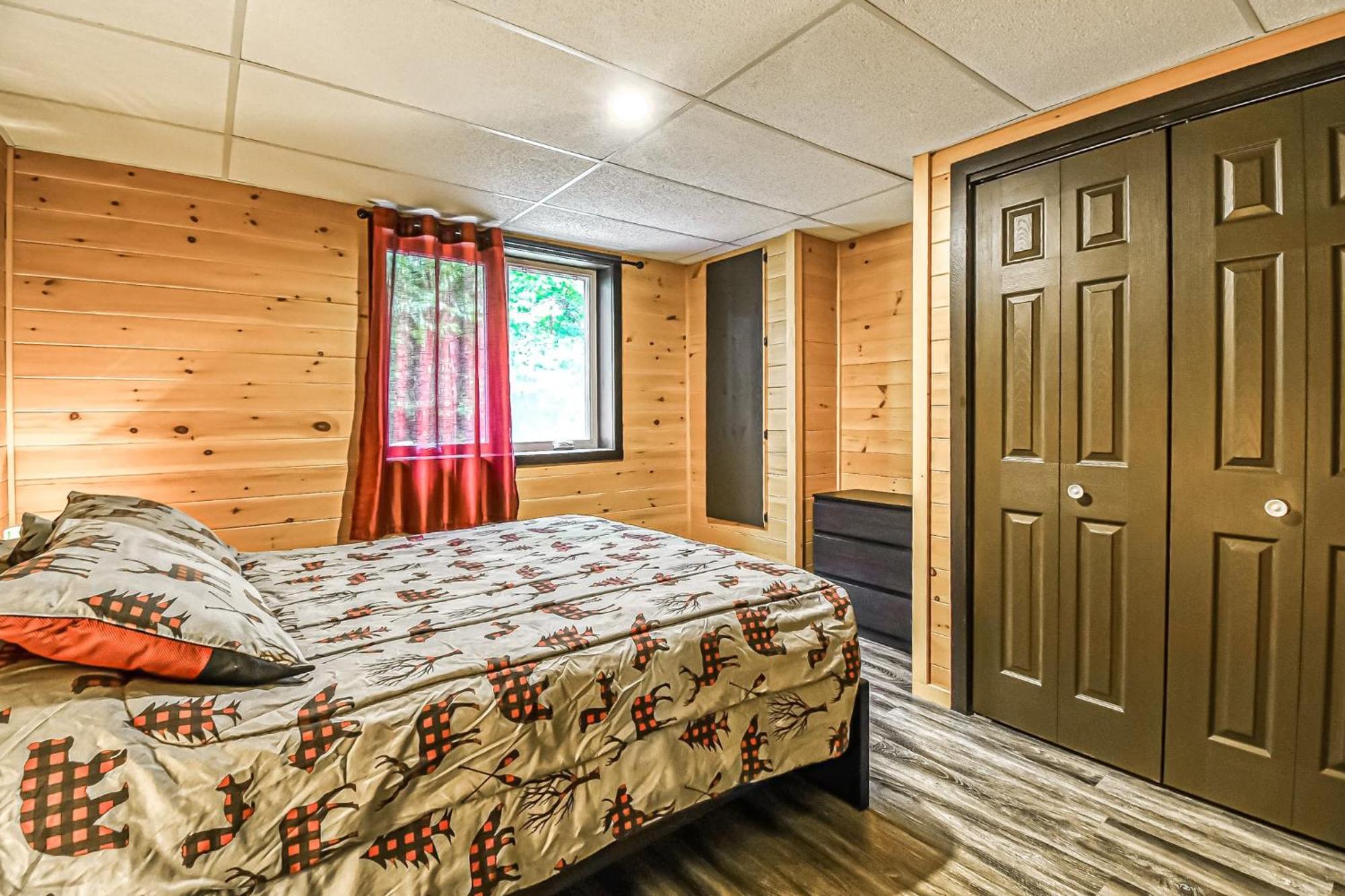 Brown Bear Lodge Brownsburg Esterno foto