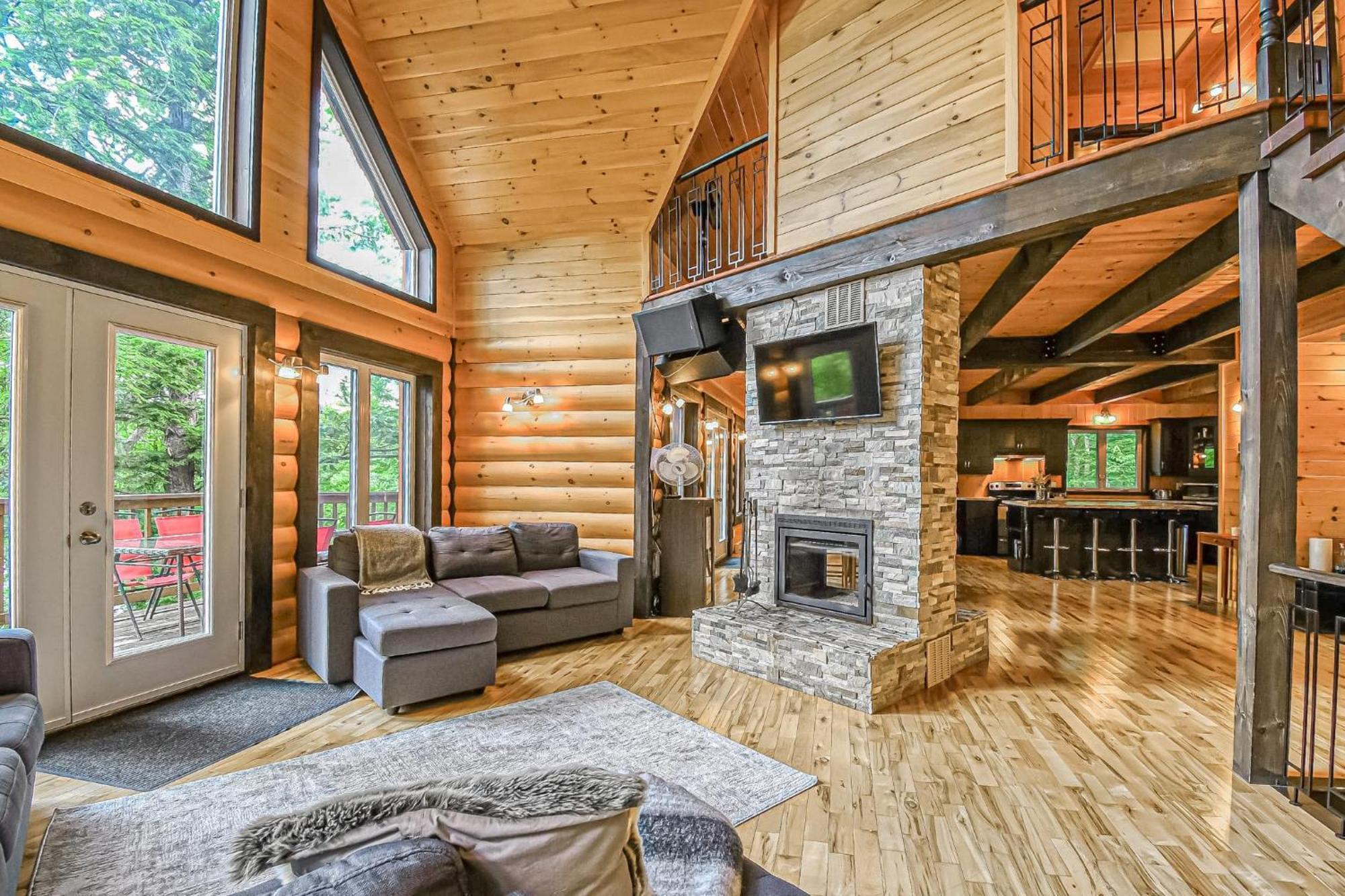 Brown Bear Lodge Brownsburg Esterno foto