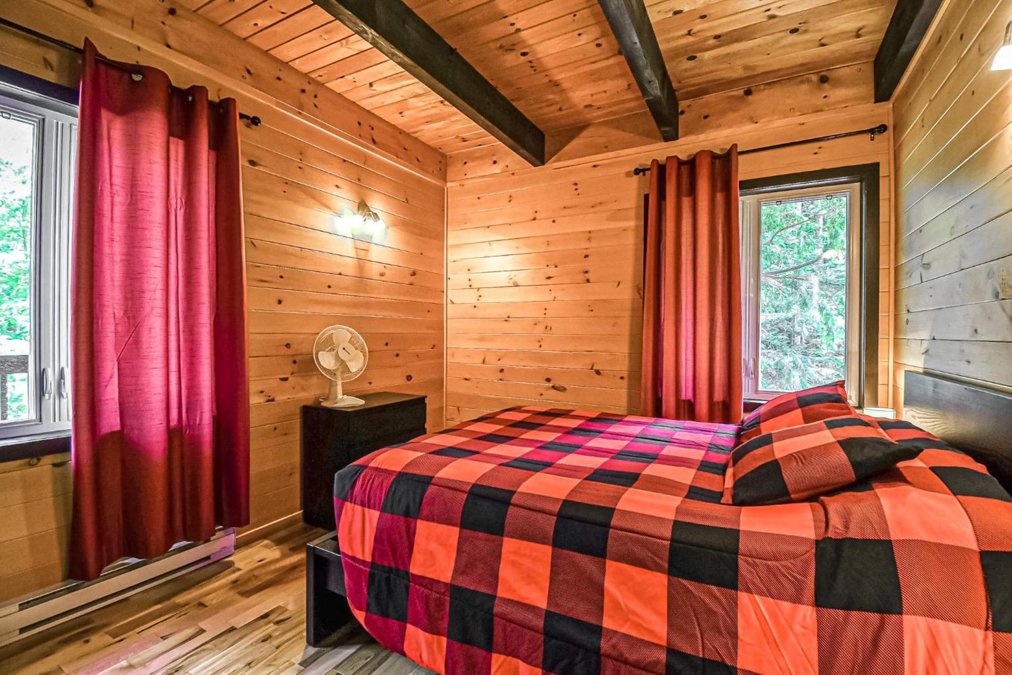 Brown Bear Lodge Brownsburg Esterno foto
